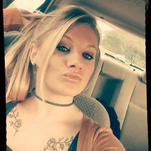 Meet your Posher, Candace